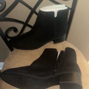 Black ankle booties! Never worn